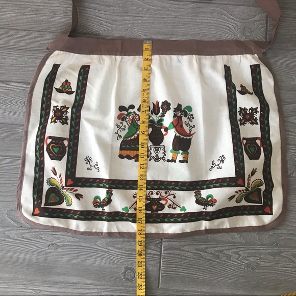 VINTAGE Made in Romania Cotton and Linen Hand Printed Apron in Cream and Brown - Picture 6 of 7